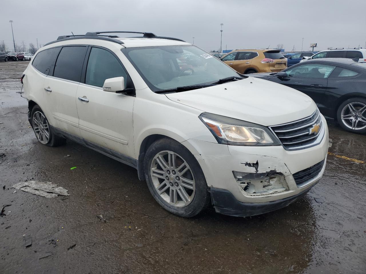 2015 CHEVROLET TRAVERSE L - Фото 4