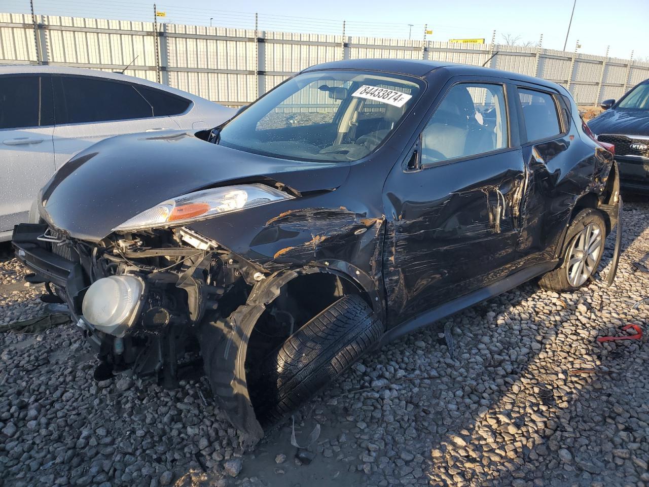 2011 NISSAN JUKE S