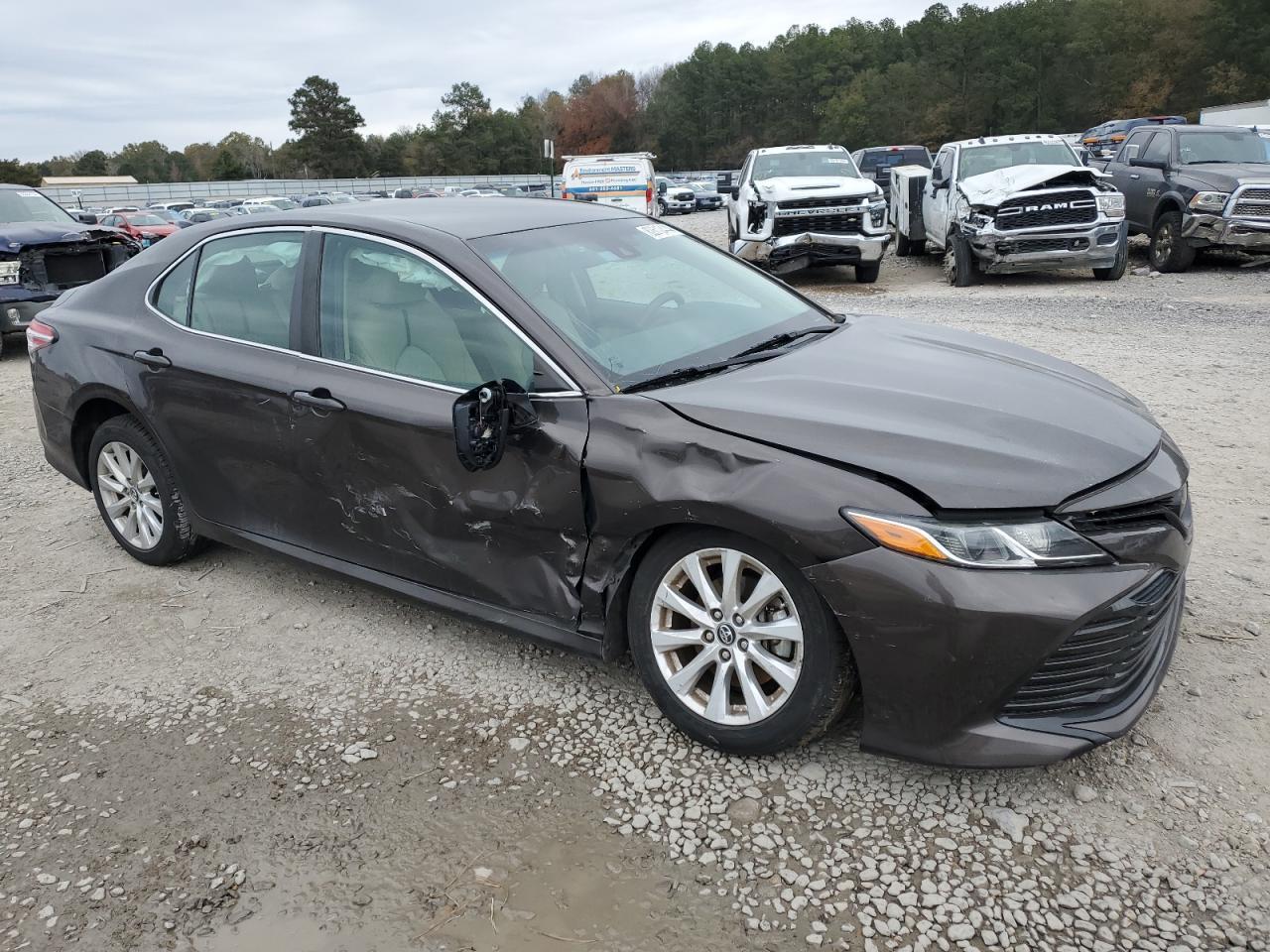 2018 TOYOTA CAMRY L - Фото 4