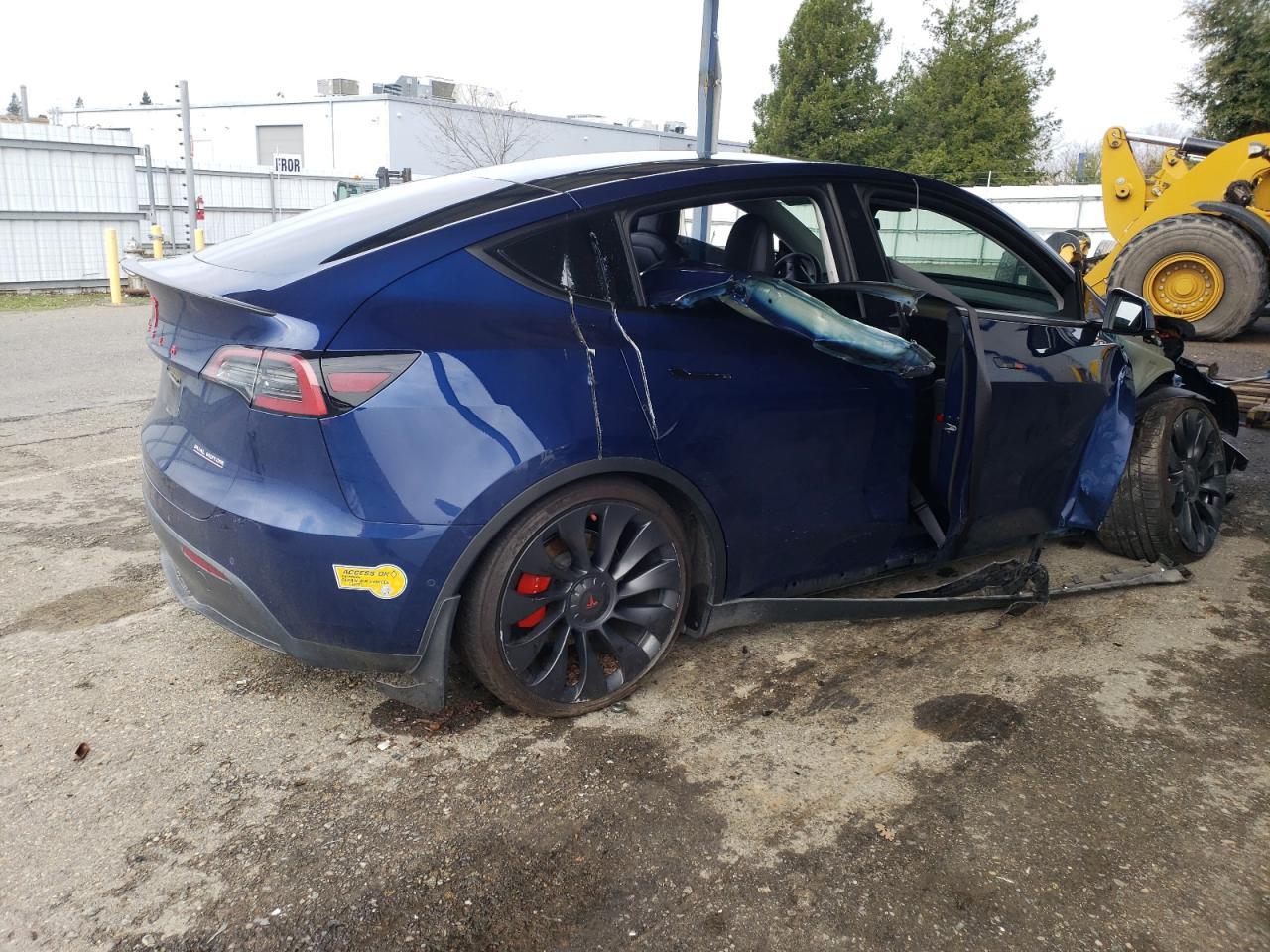 2022 TESLA MODEL Y - Image 3