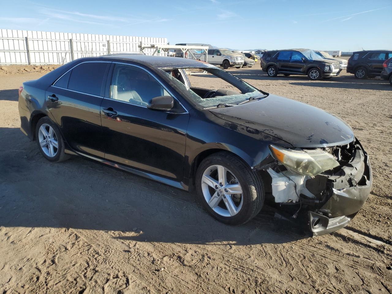 2013 TOYOTA CAMRY L - Фото 4