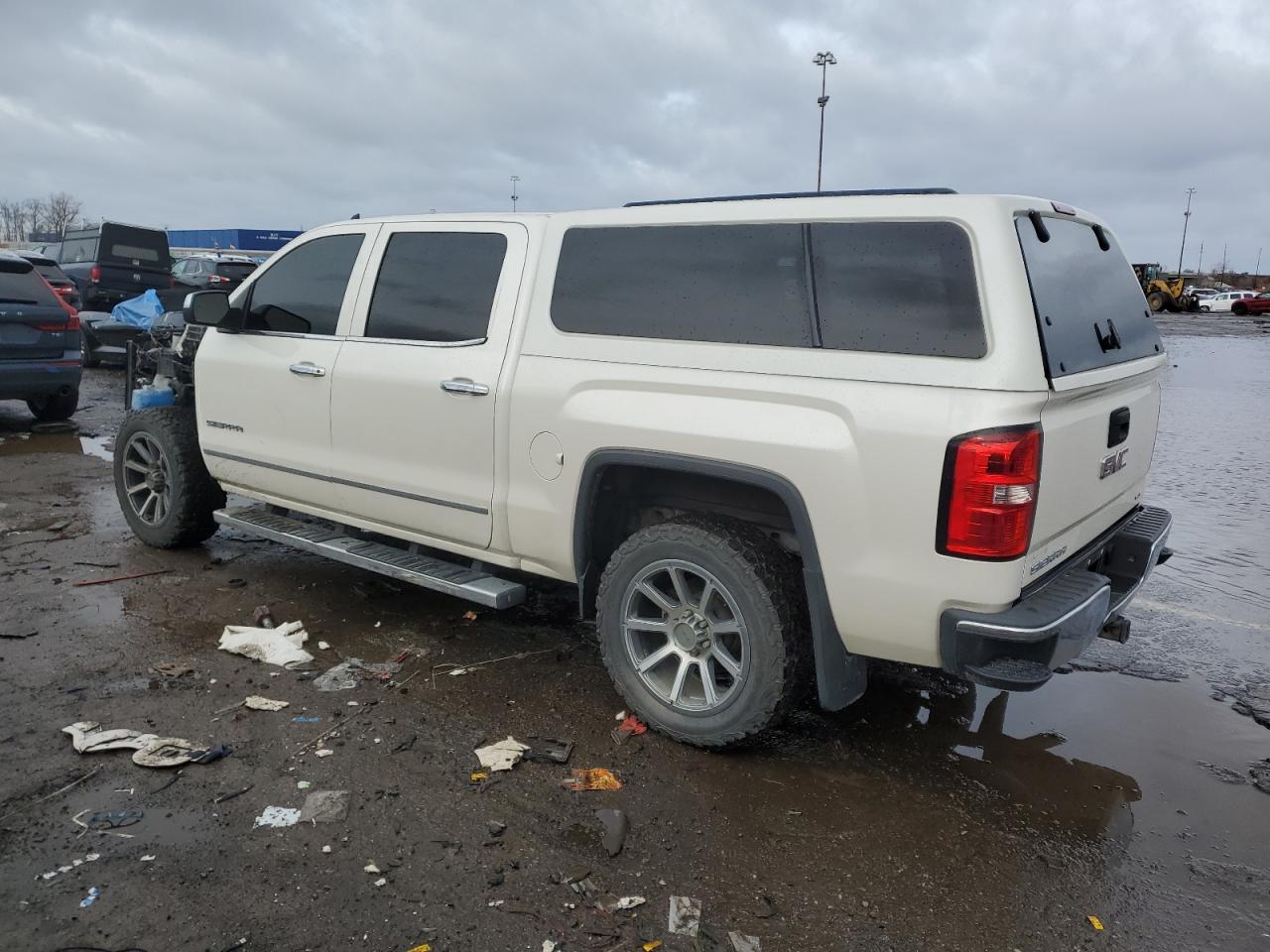 2014 GMC SIERRA K15 - Image 2