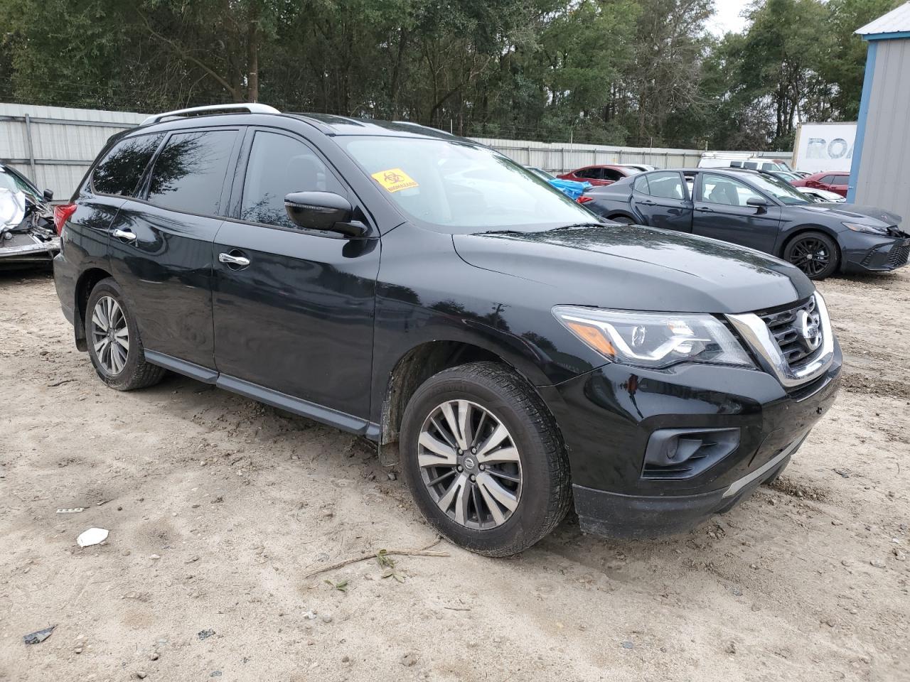 2017 NISSAN PATHFINDER - Image 4