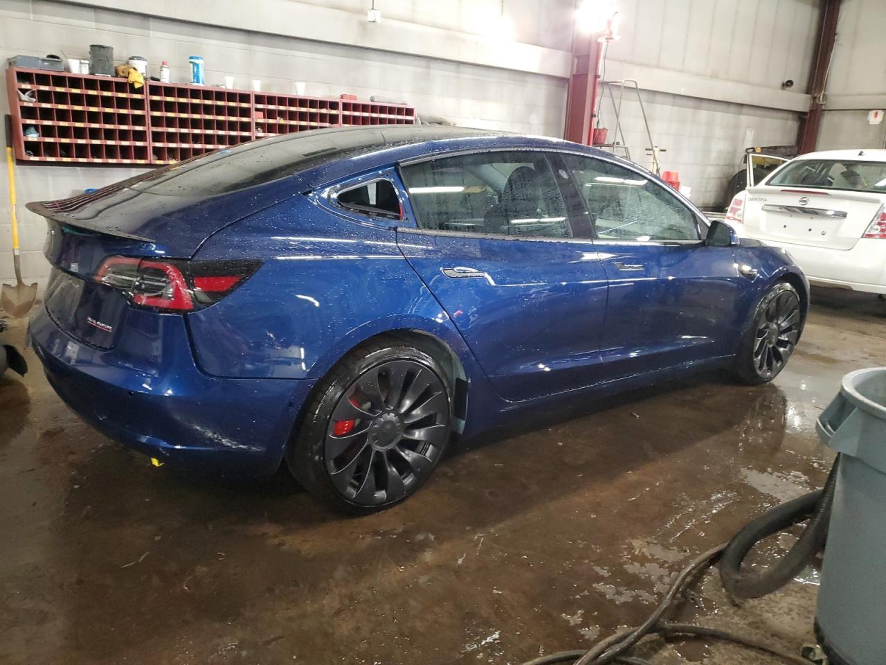 2022 TESLA MODEL 3 - Image 3