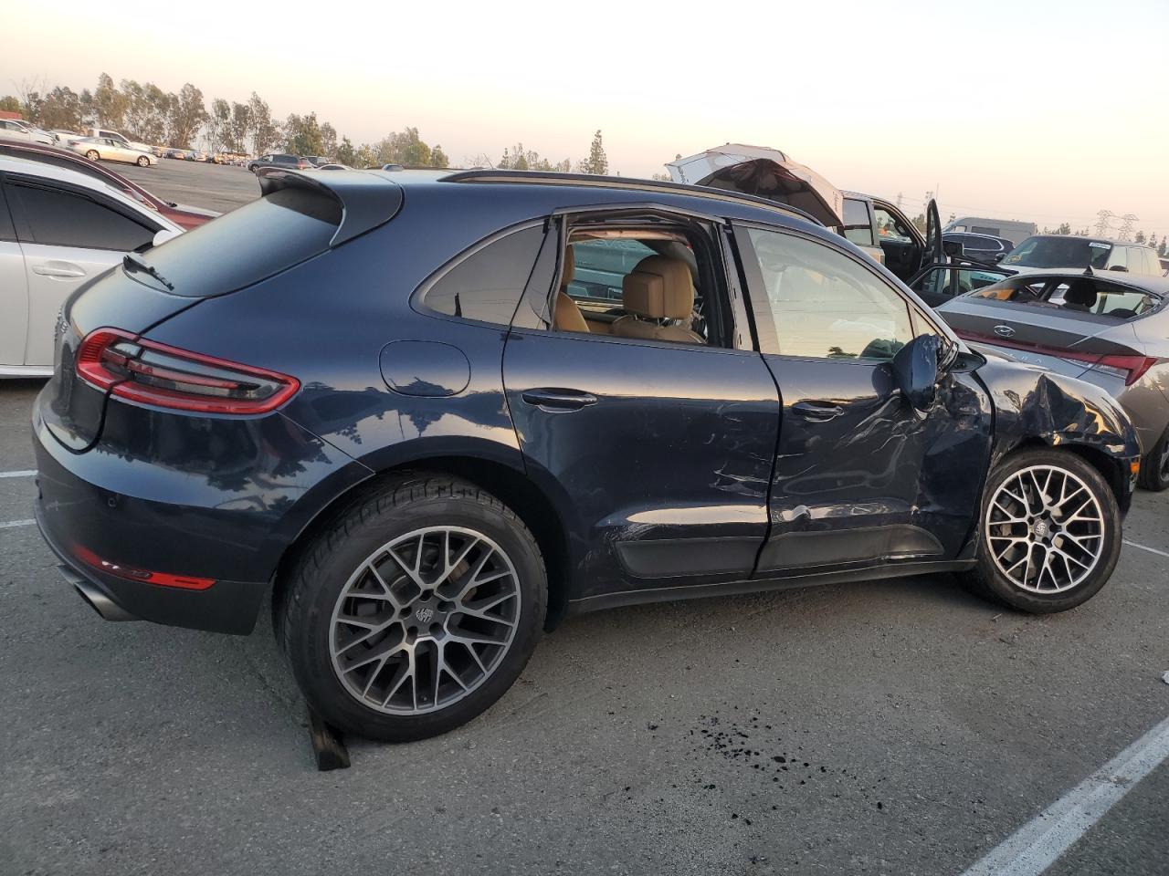 2018 PORSCHE MACAN S - Фото 3