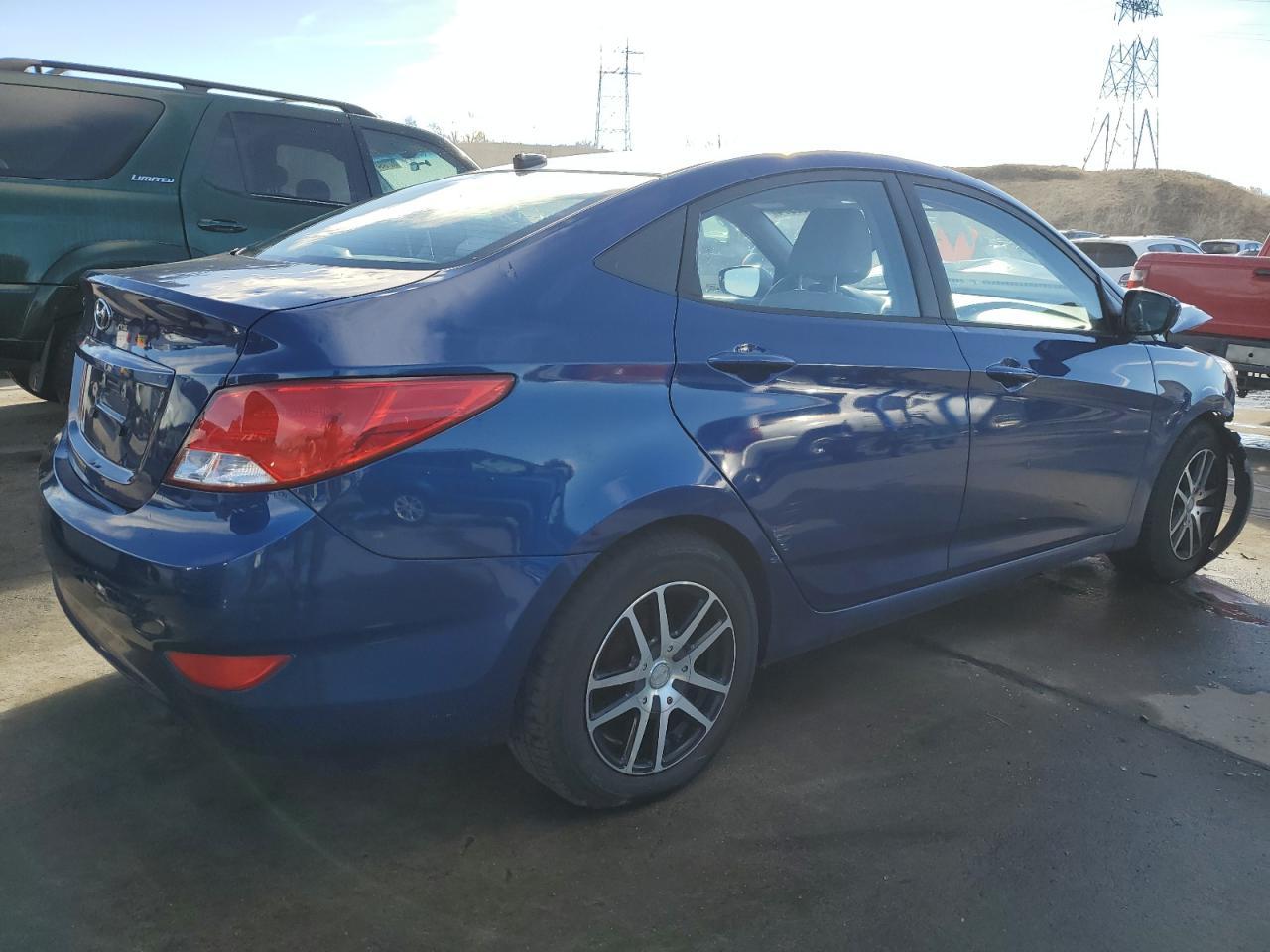 2017 HYUNDAI ACCENT SE - Image 3