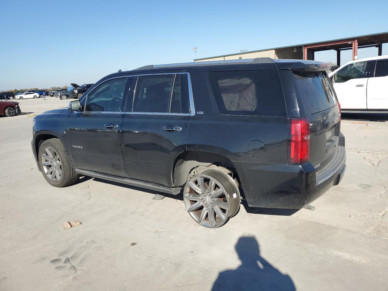 2015 CHEVROLET TAHOE C150 - Image 2