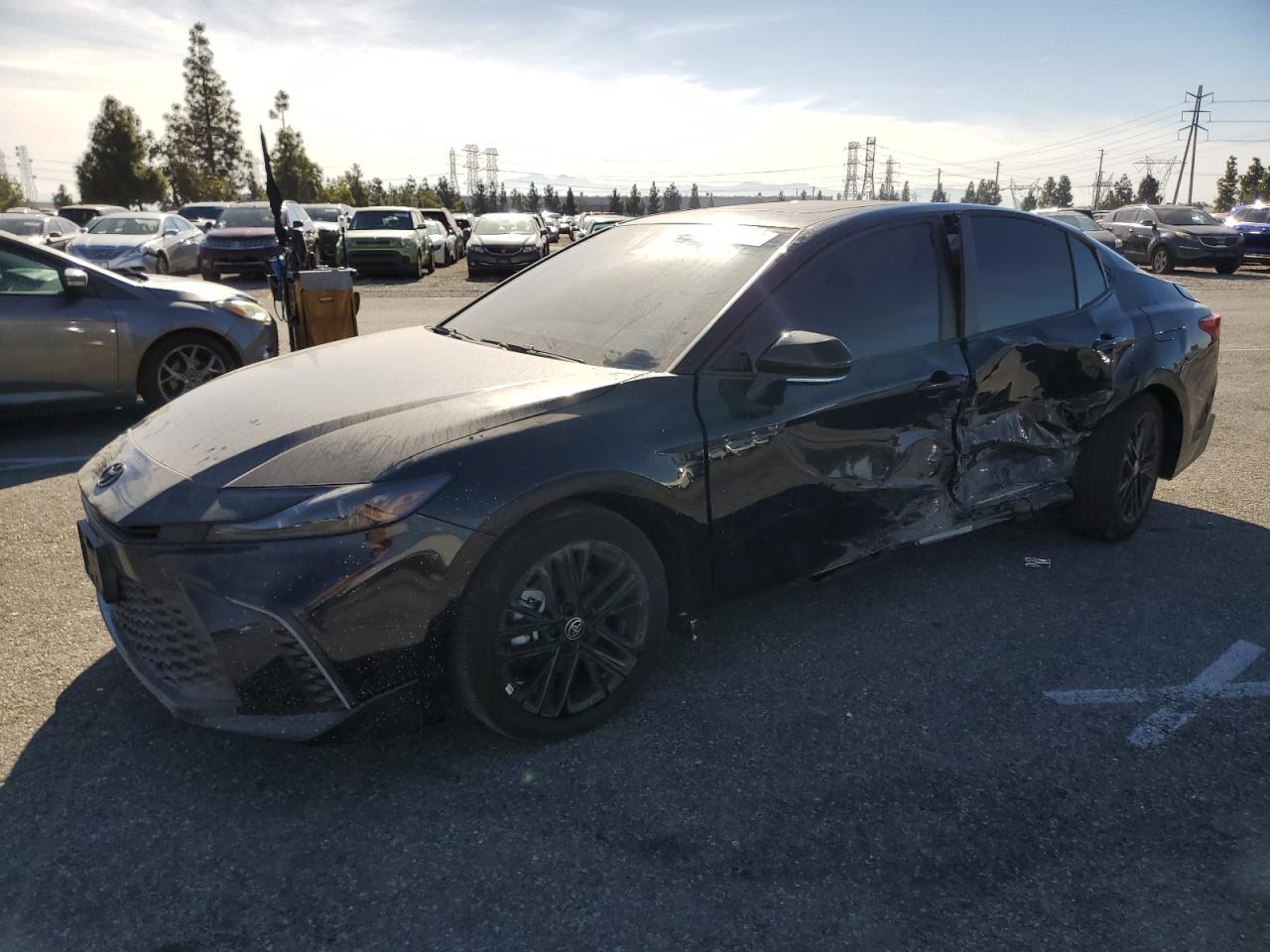 2025 TOYOTA CAMRY XSE