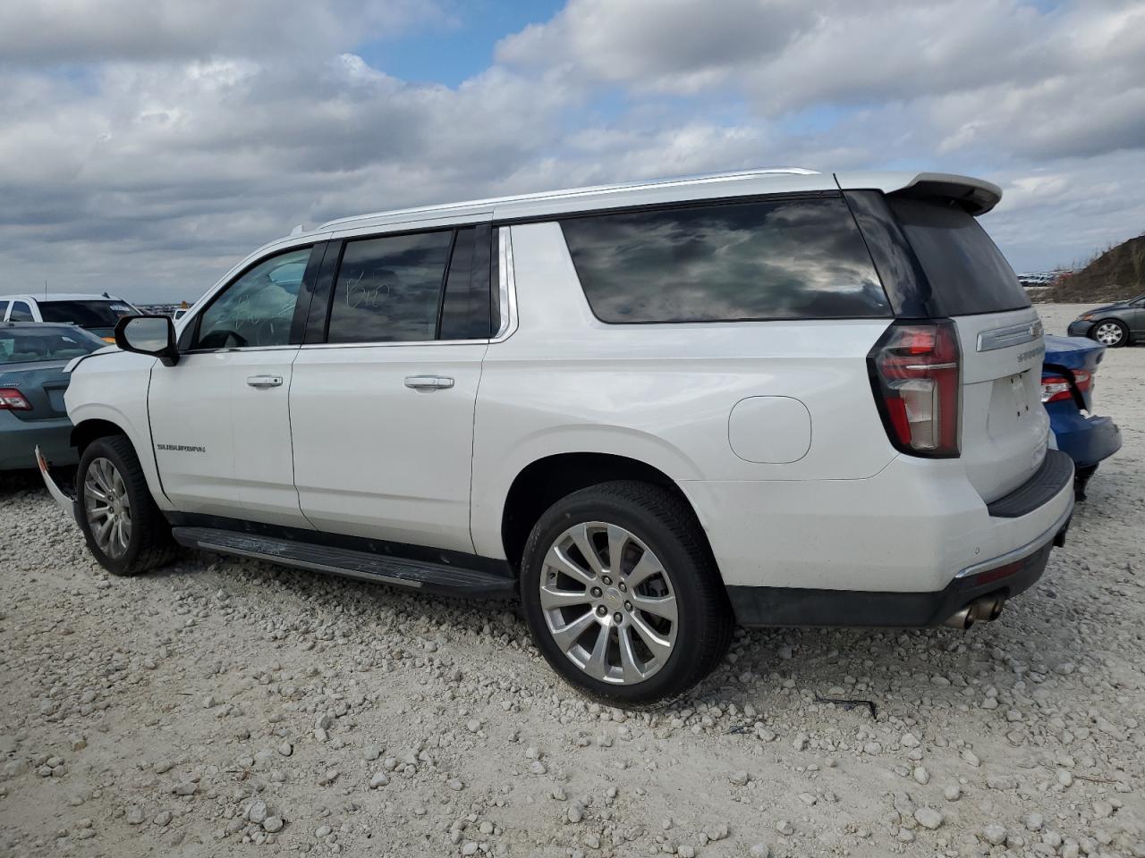 2021 CHEVROLET SUBURBAN K - Image 2