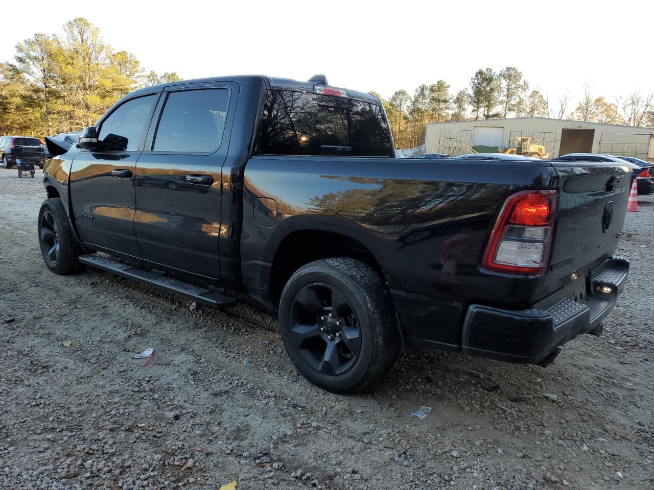 2019 RAM 1500 BIG H - Фото 2
