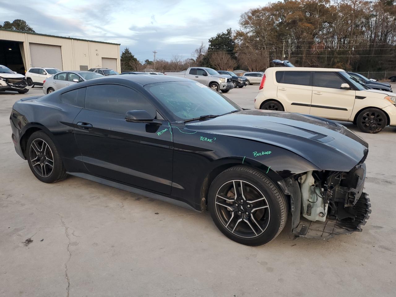 2018 FORD MUSTANG - Фото 4