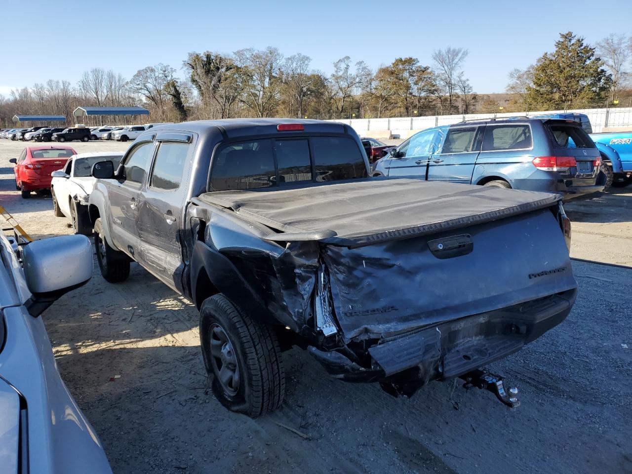 2013 TOYOTA TACOMA DOU - Фото 2