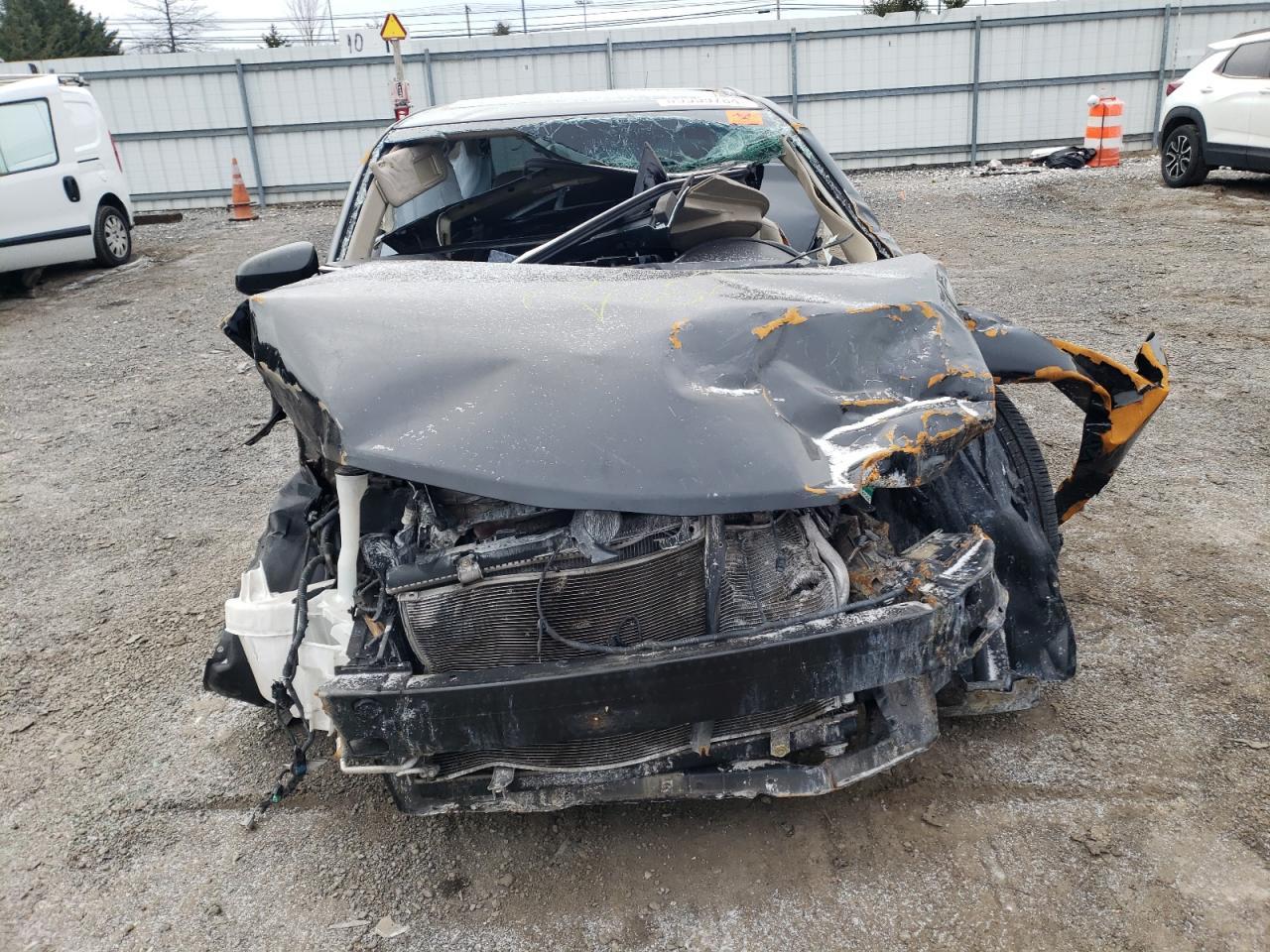 2014 TOYOTA CAMRY L - Image 5