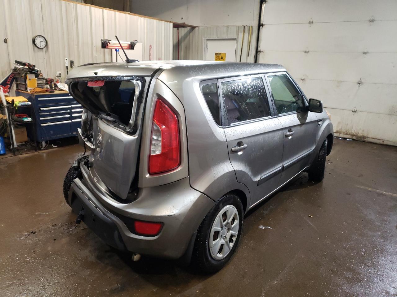 2013 KIA SOUL - Image 3