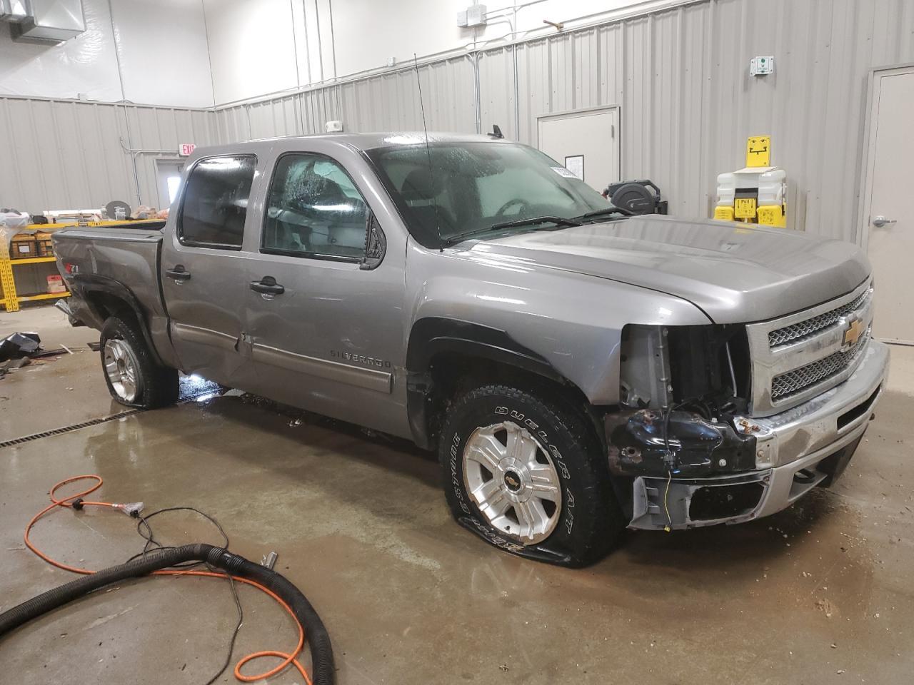 2013 CHEVROLET SILVERADO - Image 4