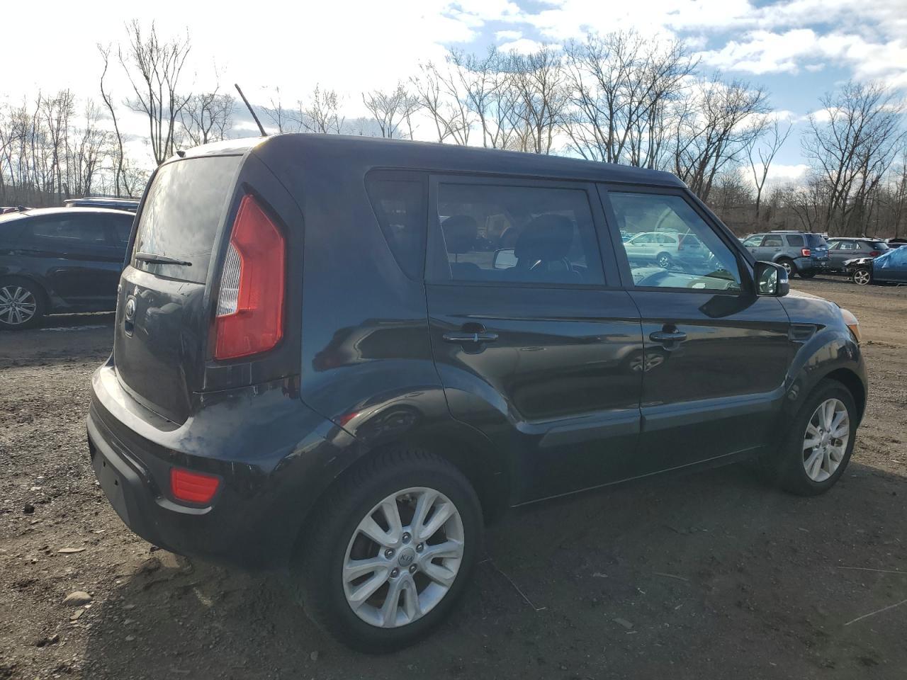 2013 KIA SOUL + - Фото 3
