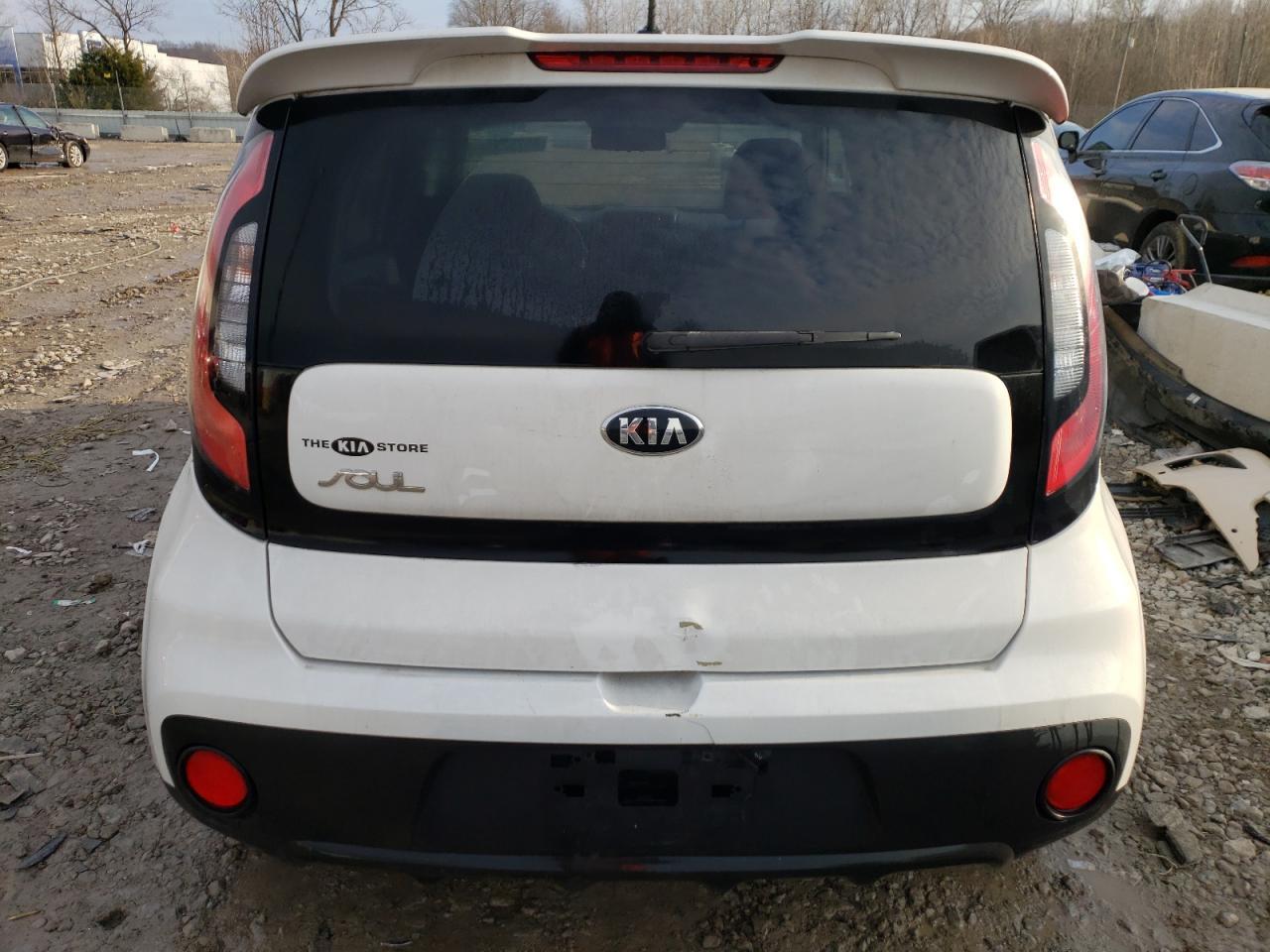 2017 KIA SOUL - Image 6