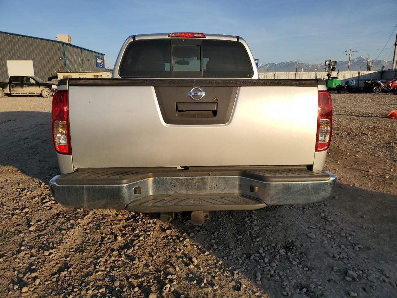 2019 NISSAN FRONTIER S - Фото 6