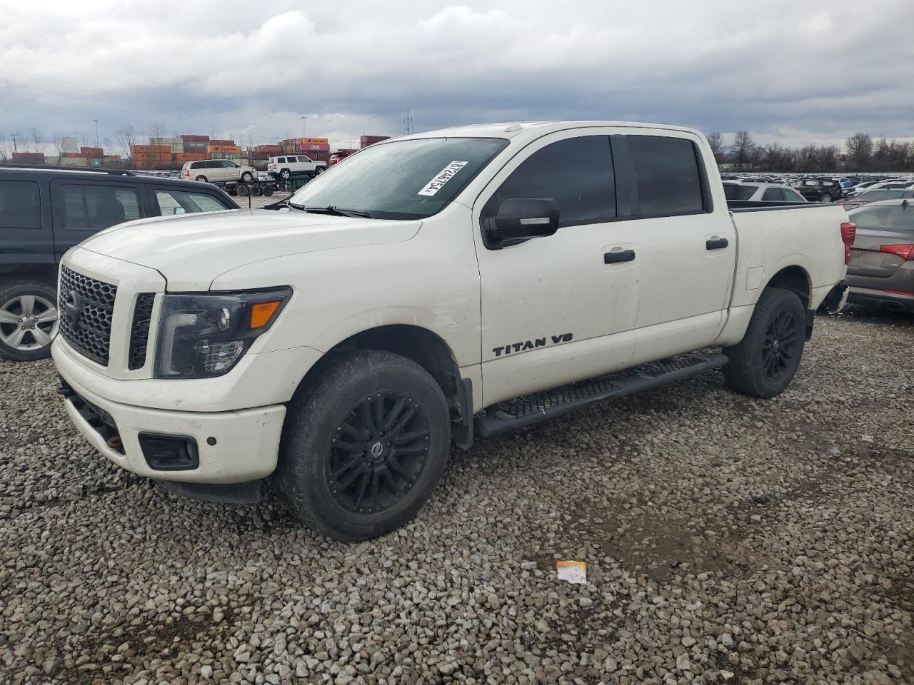 2018 NISSAN TITAN SV