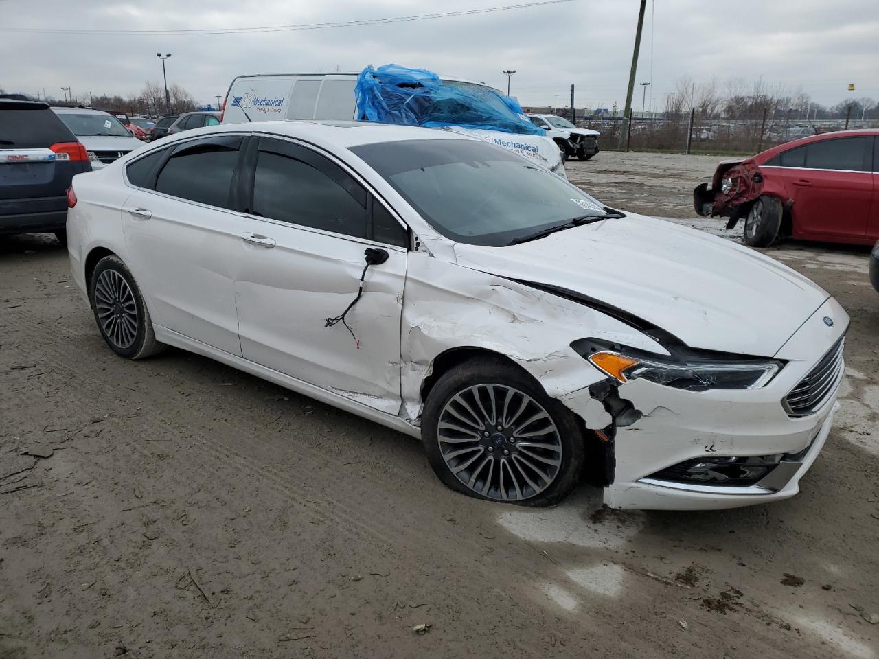 2017 FORD FUSION SE - Image 4