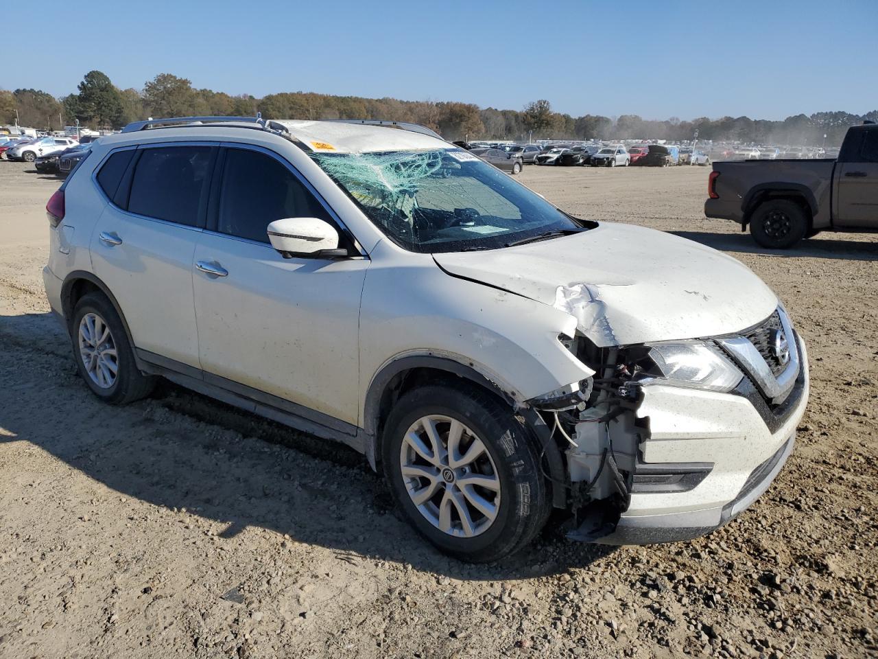 2017 NISSAN ROGUE S - Фото 4