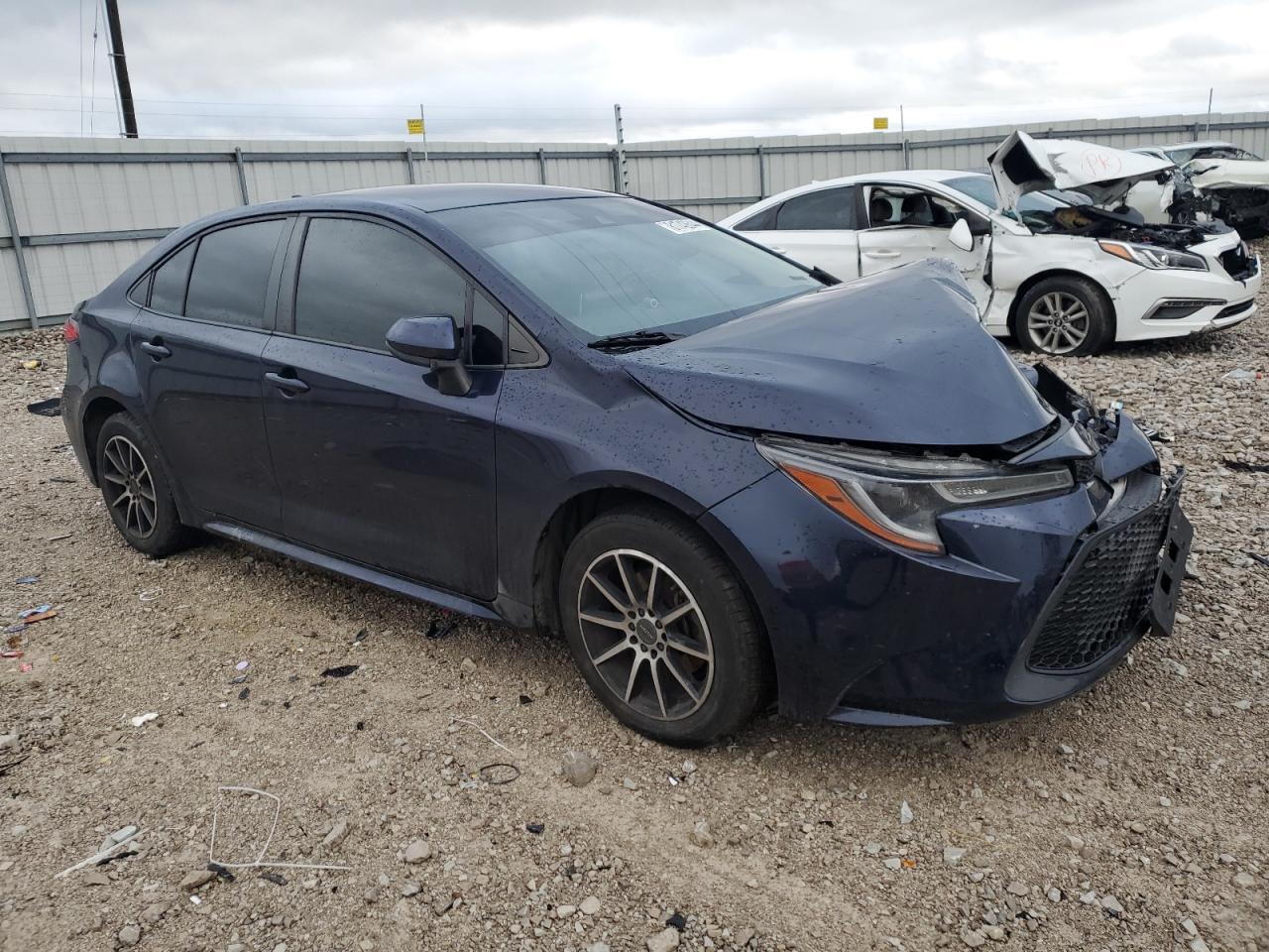 2020 TOYOTA COROLLA LE - Image 4