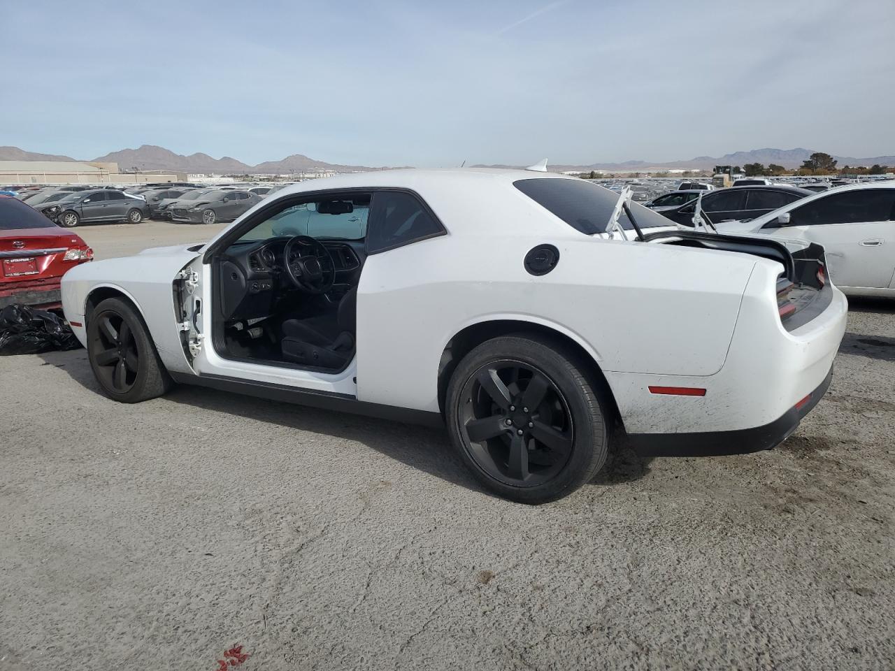 2015 DODGE CHALLENGER - Фото 2