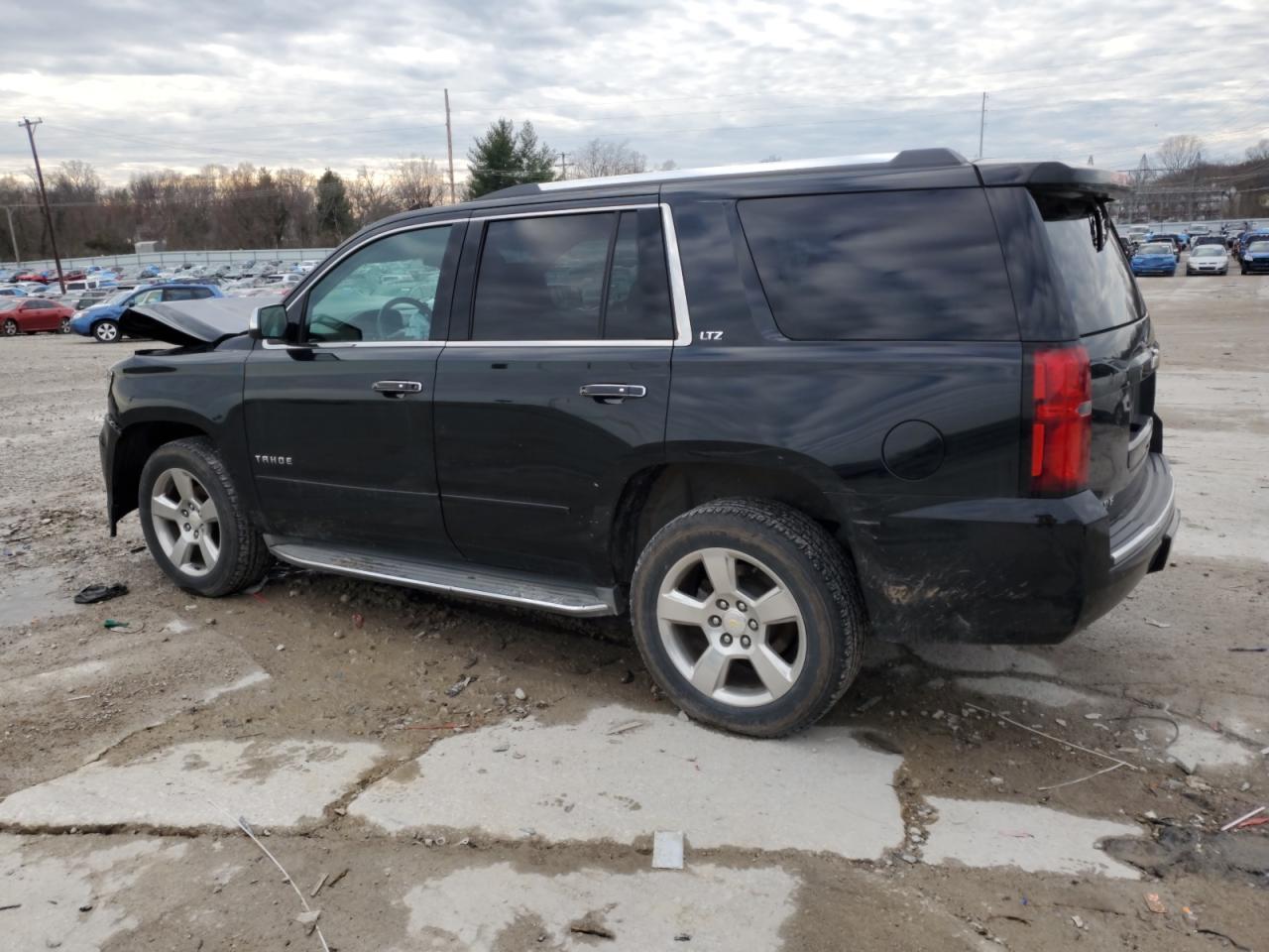 2015 CHEVROLET TAHOE K150 - Фото 2