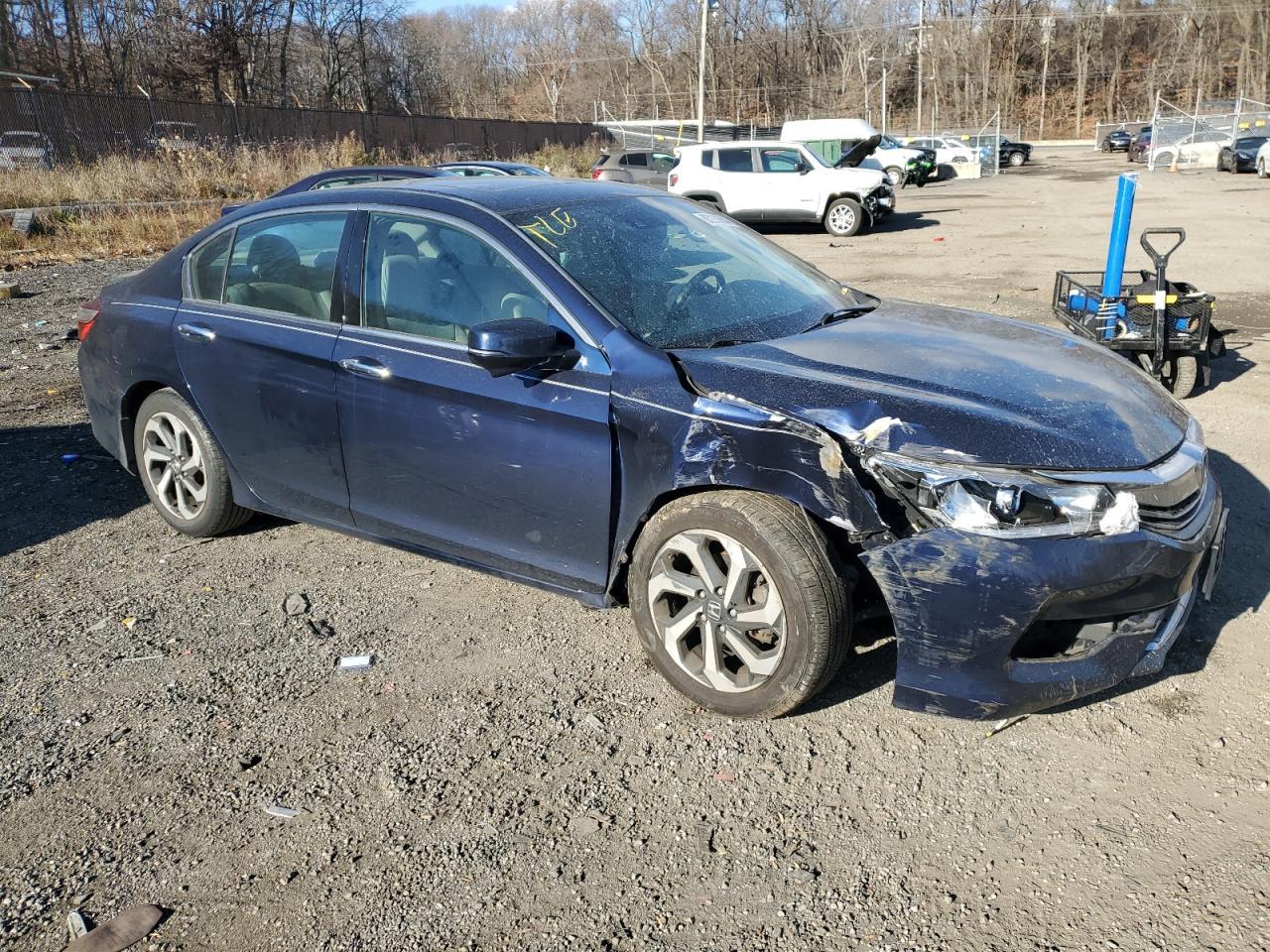 2016 HONDA ACCORD EXL - Image 4