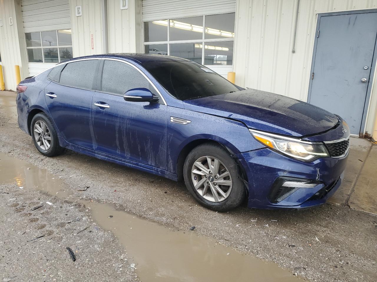 2020 KIA OPTIMA LX - Фото 4
