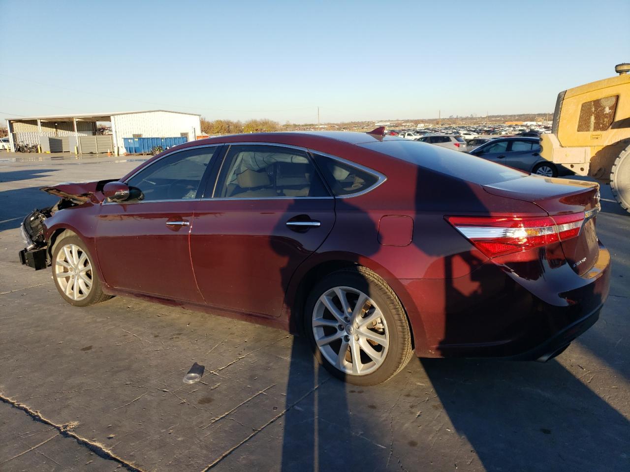 2015 TOYOTA AVALON XLE - Image 2