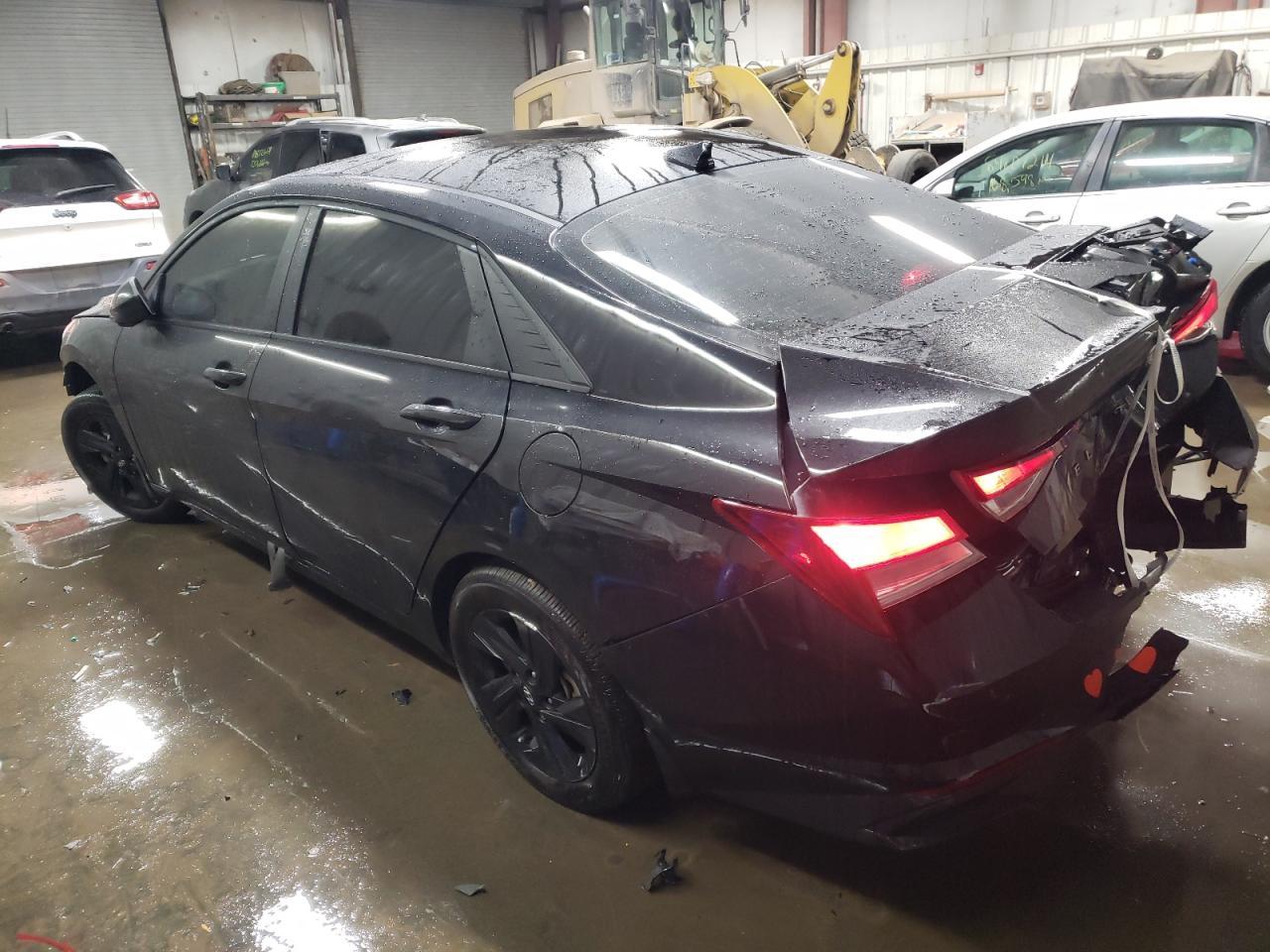 2023 HYUNDAI ELANTRA SE - Фото 2