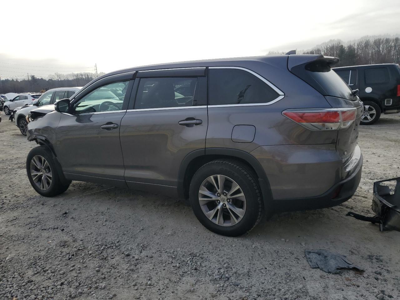2014 TOYOTA HIGHLANDER - Image 2