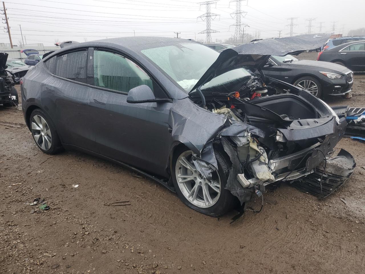 2023 TESLA MODEL Y - Фото 4