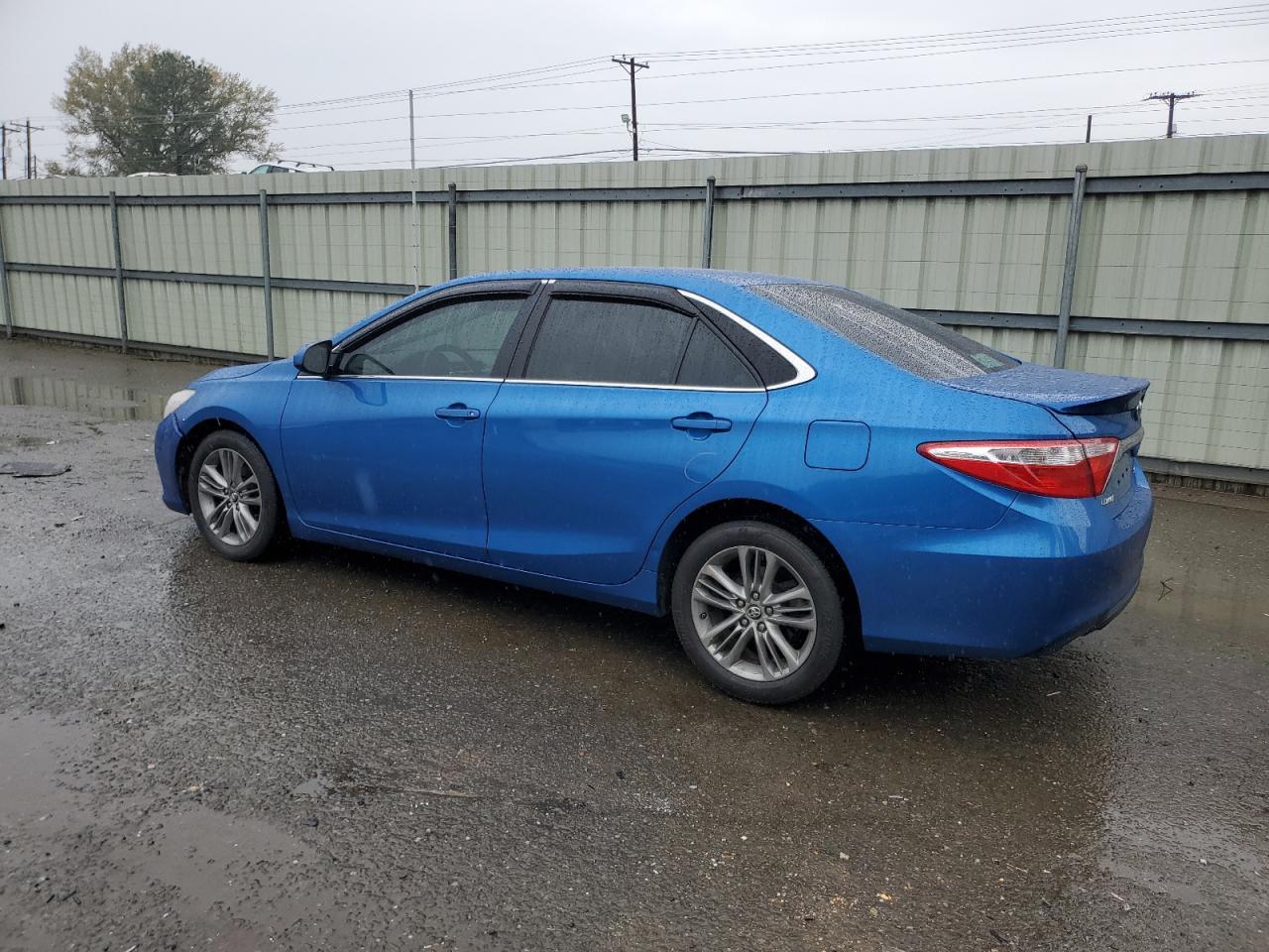 2017 TOYOTA CAMRY LE - Image 2