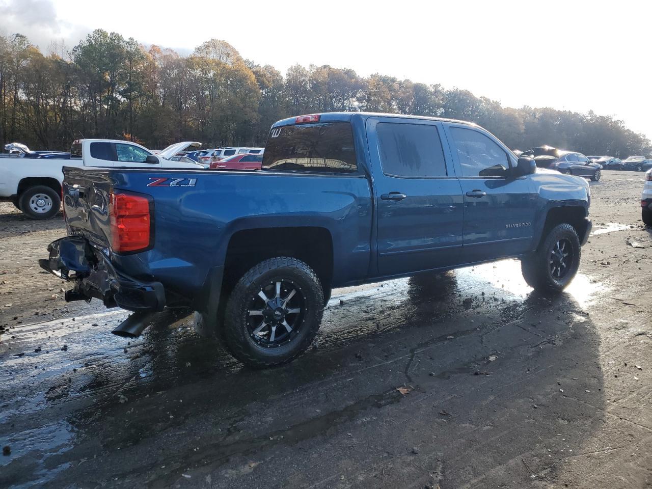 2018 CHEVROLET SILVERADO - Фото 3