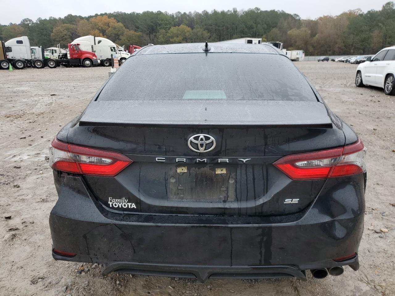2021 TOYOTA CAMRY SE - Image 6