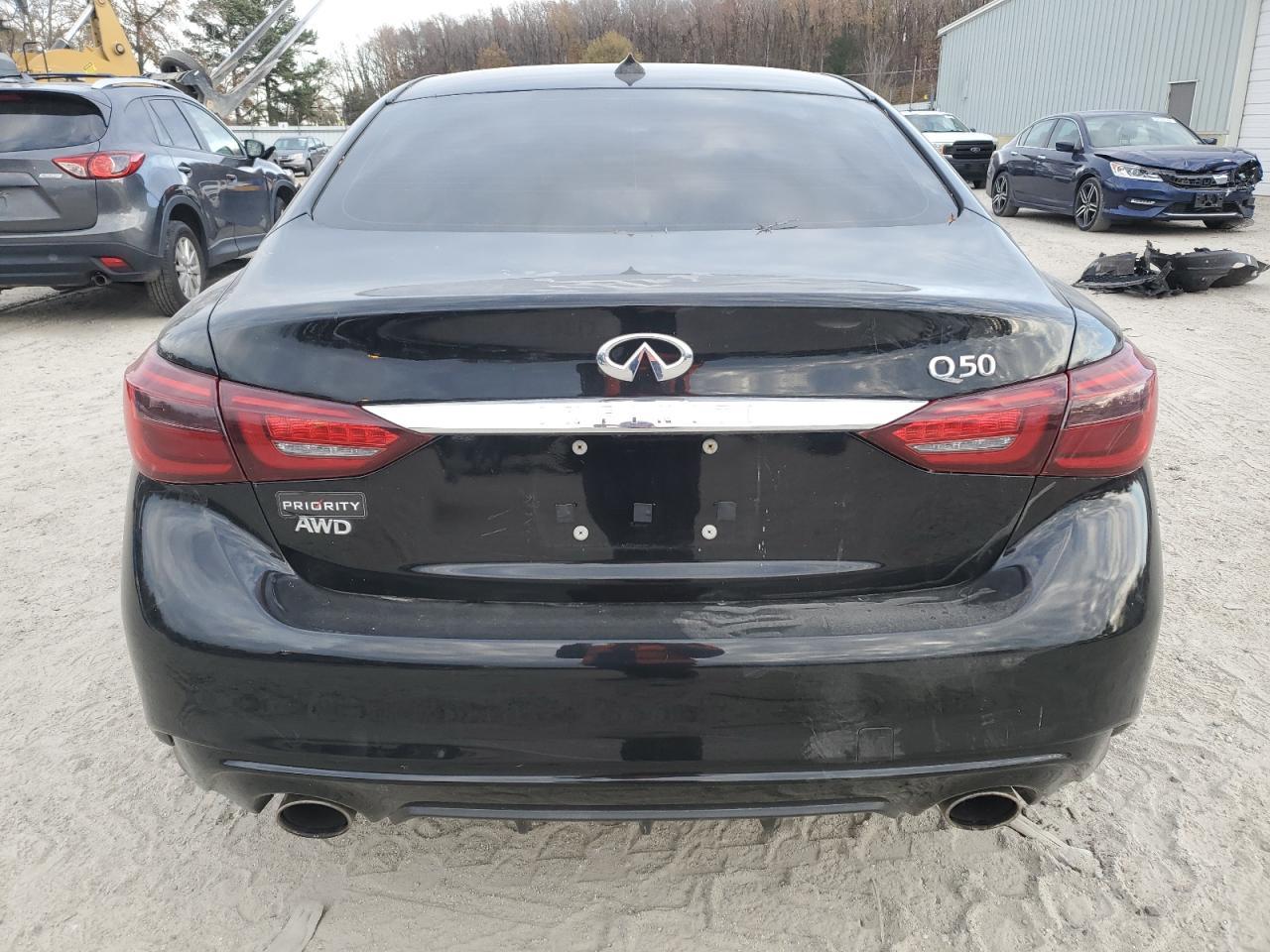 2018 INFINITI Q50 LUXE - Фото 6