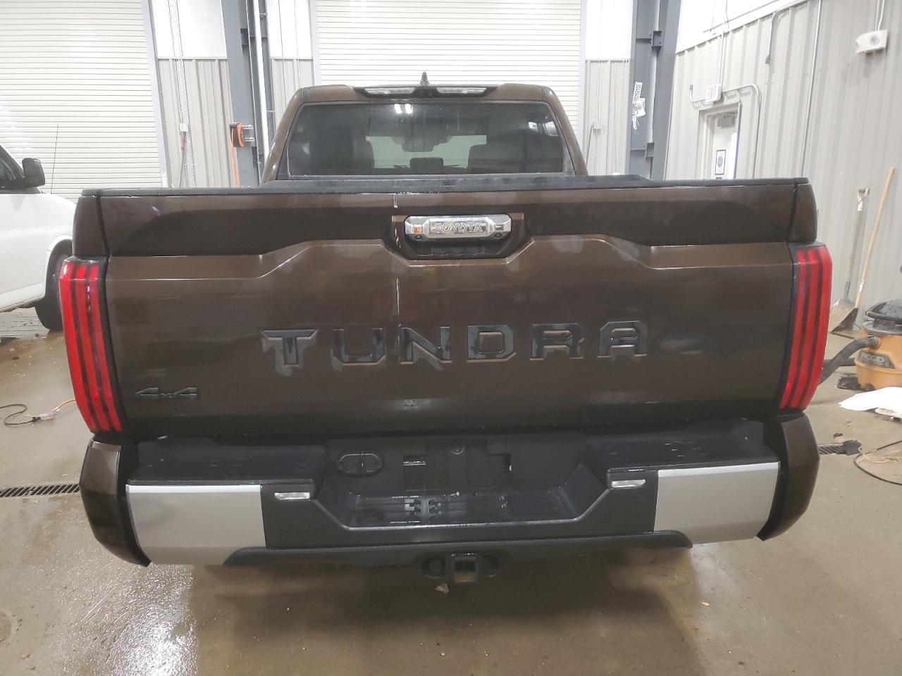 2023 TOYOTA TUNDRA CRE - Фото 6