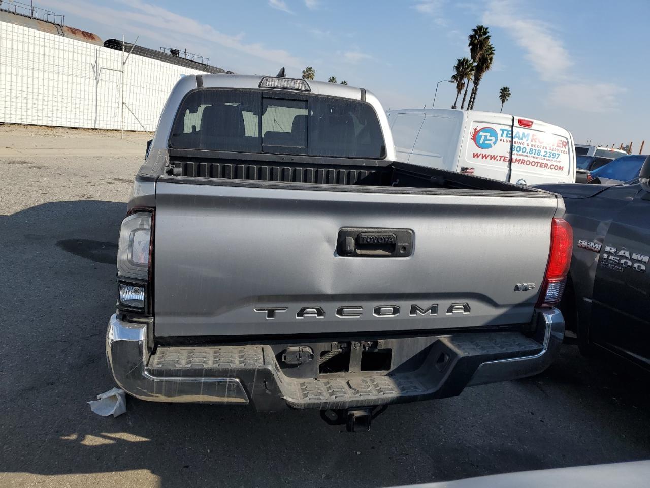 2019 TOYOTA TACOMA DOU - Фото 6