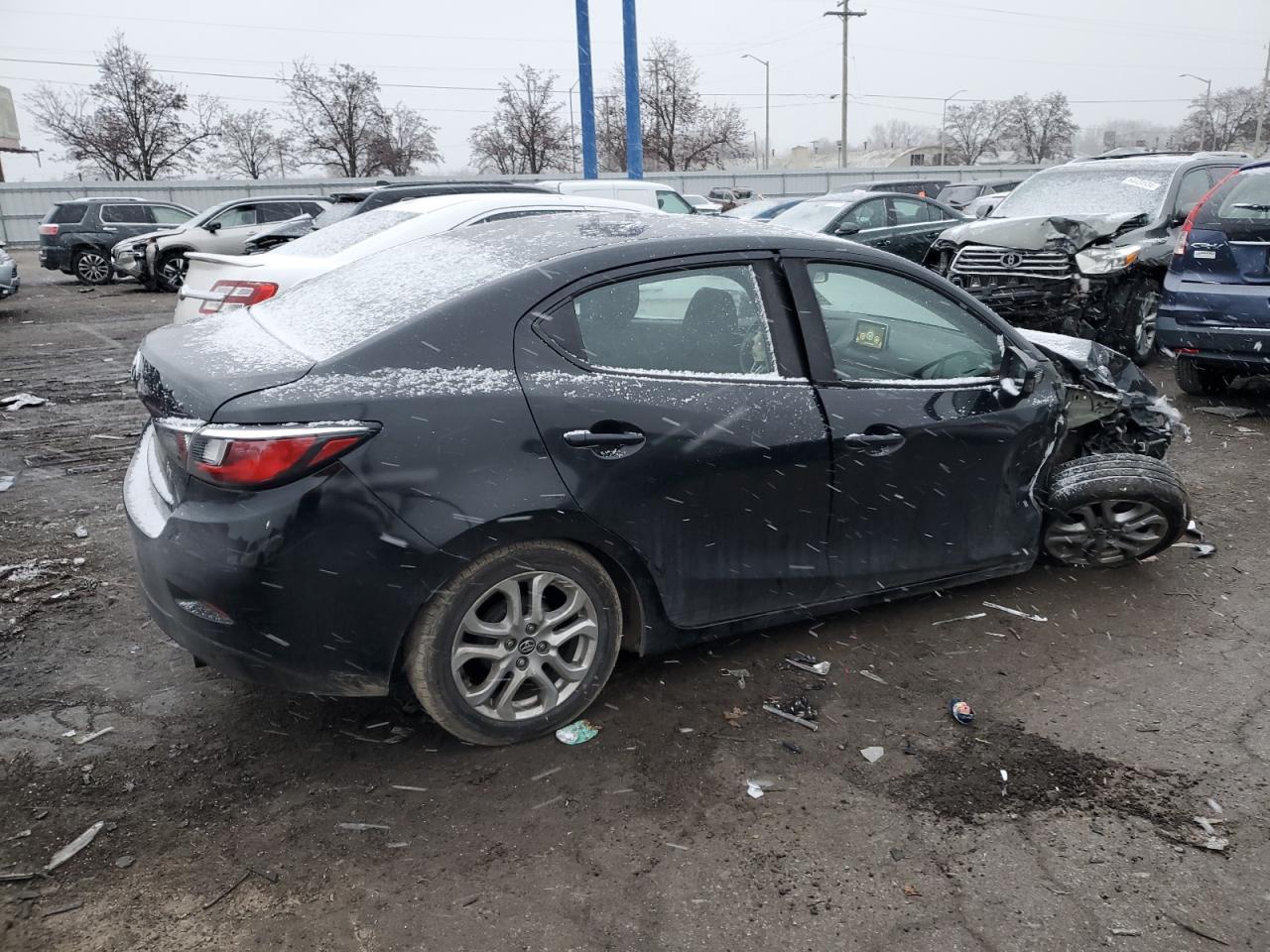 2017 TOYOTA YARIS IA - Image 3