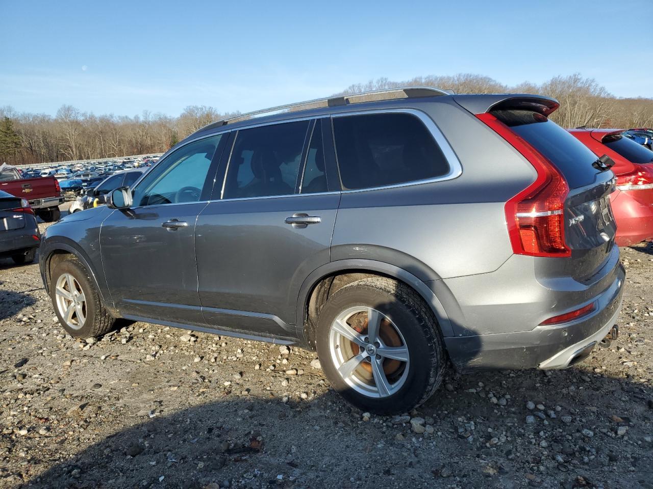 2016 VOLVO XC90 T5 - Фото 2