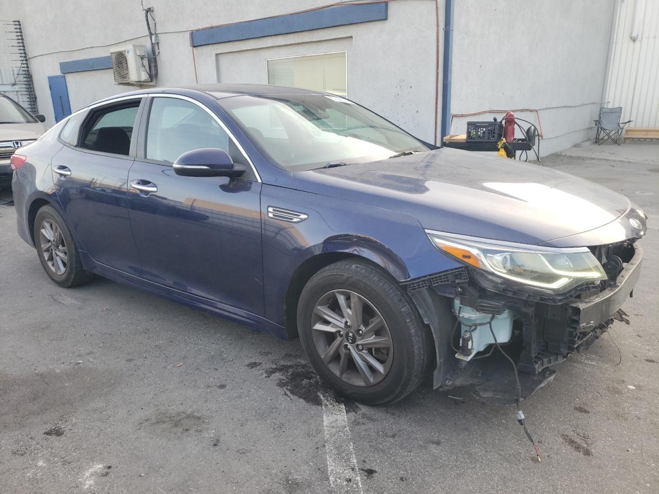 2020 KIA OPTIMA LX - Фото 4