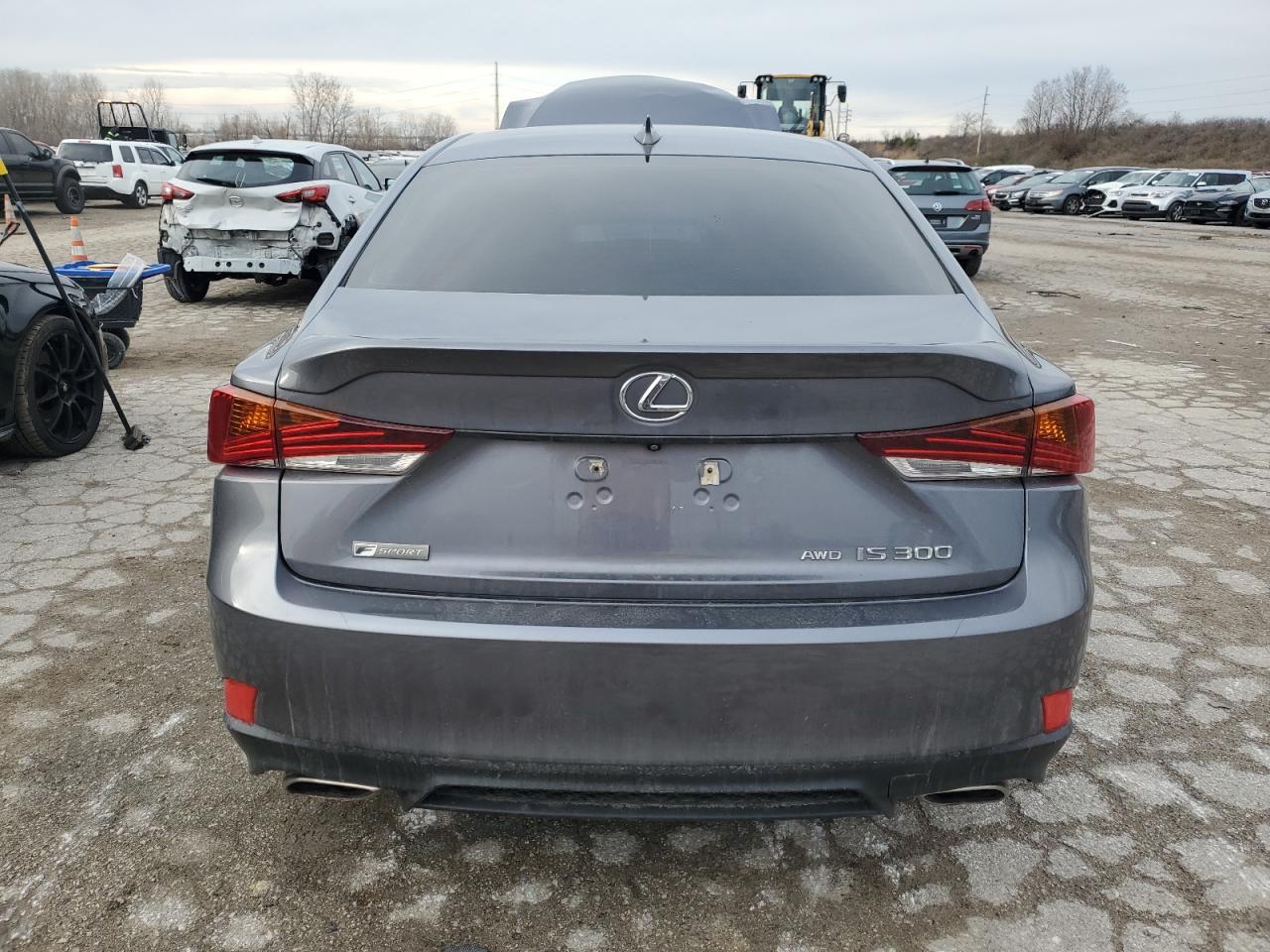 2018 LEXUS IS 300 - Фото 6
