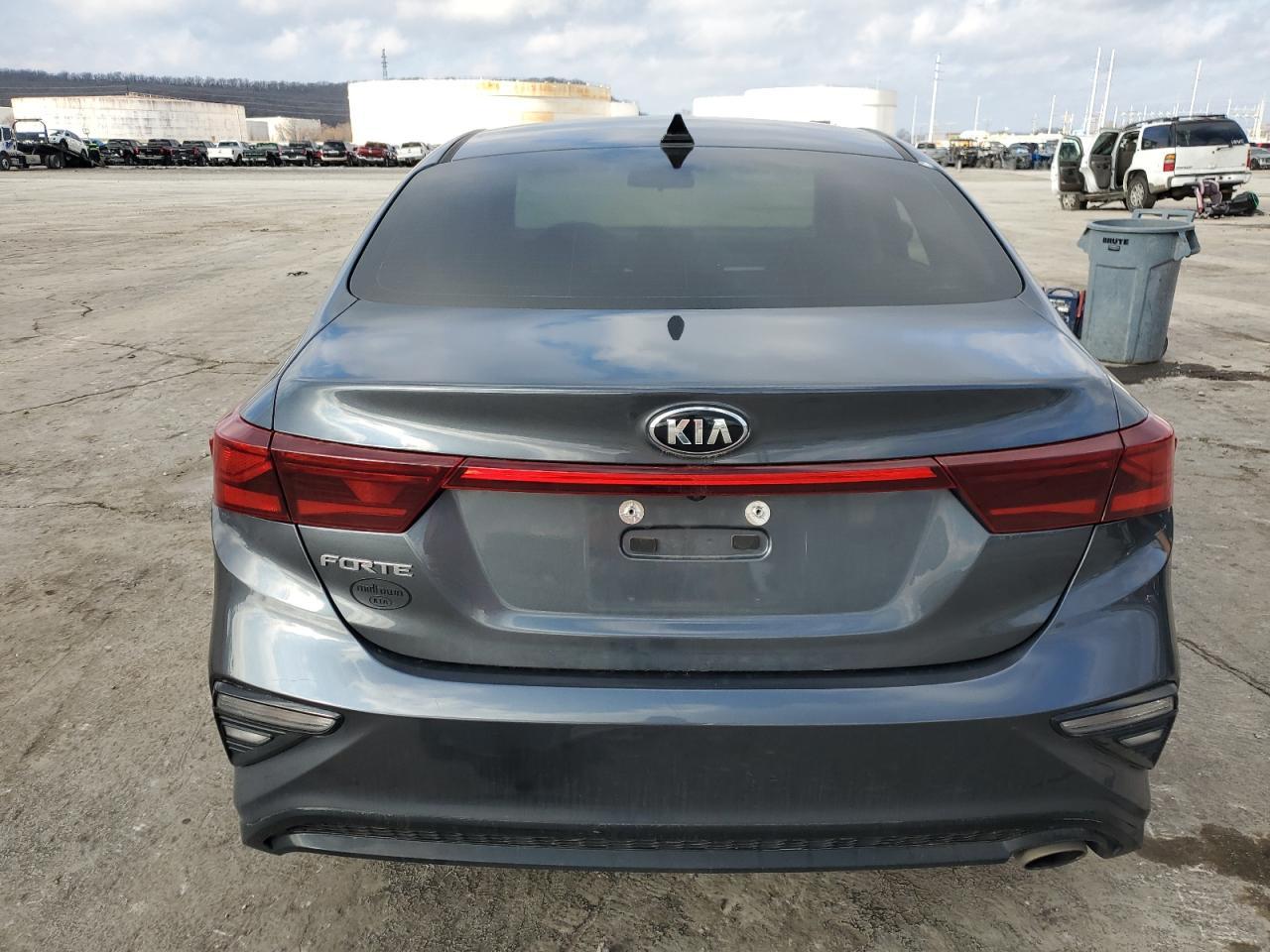 2020 KIA FORTE FE - Image 6