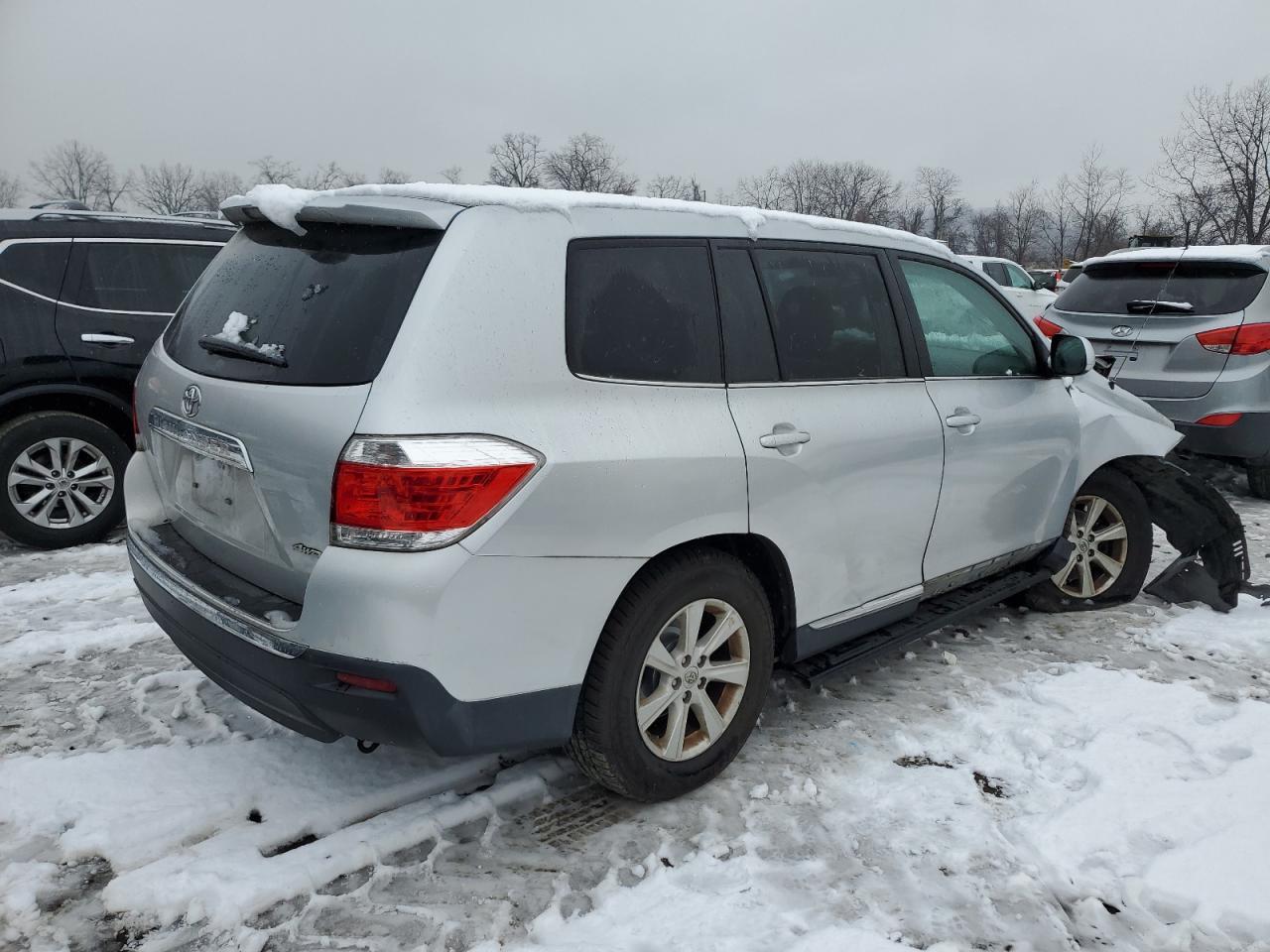 2012 TOYOTA HIGHLANDER - Image 3