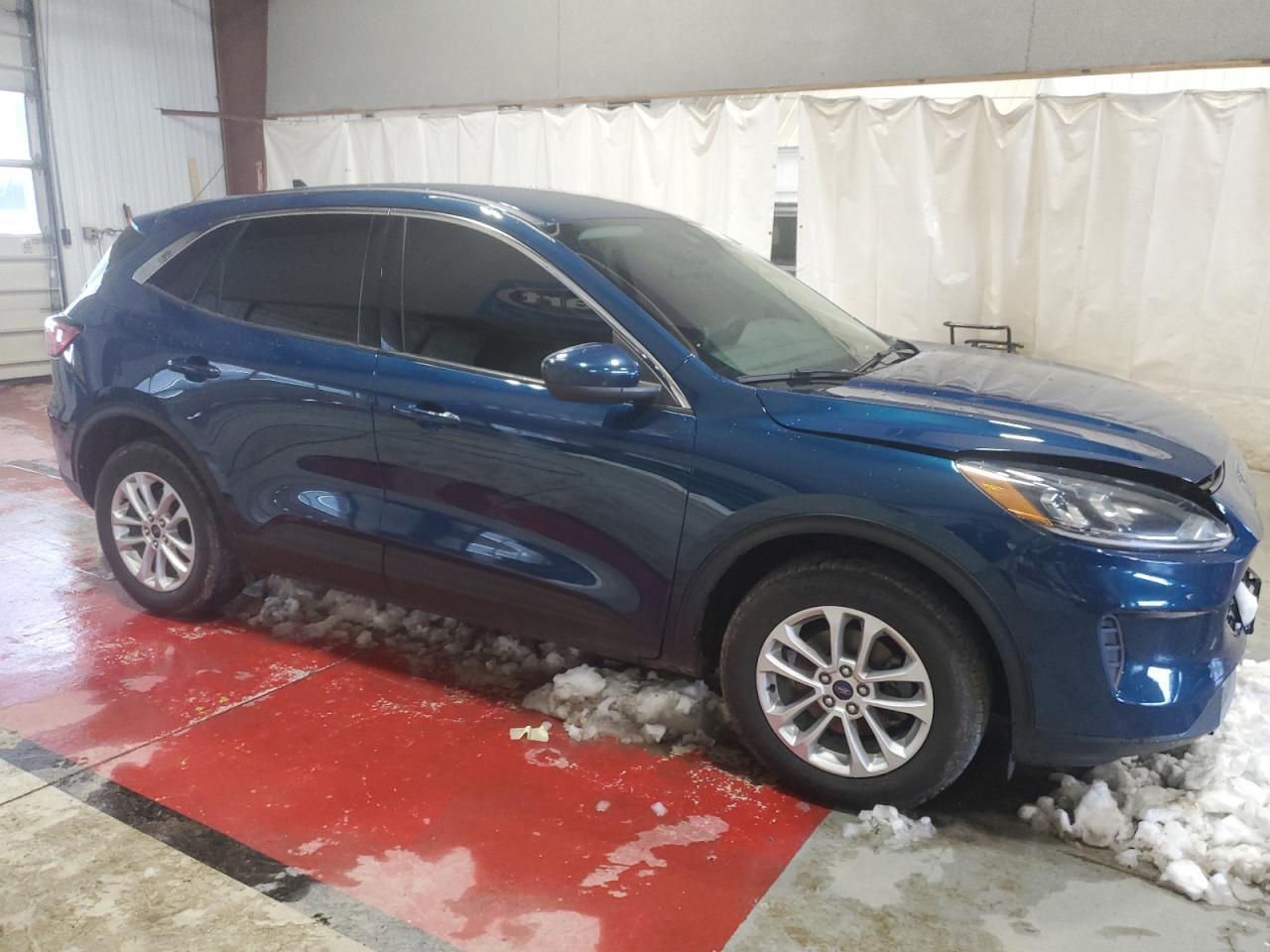 2020 FORD ESCAPE SE - Image 4