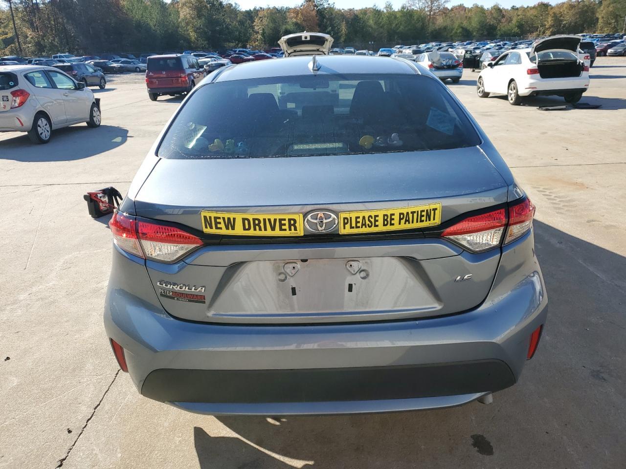 2022 TOYOTA COROLLA LE - Фото 6