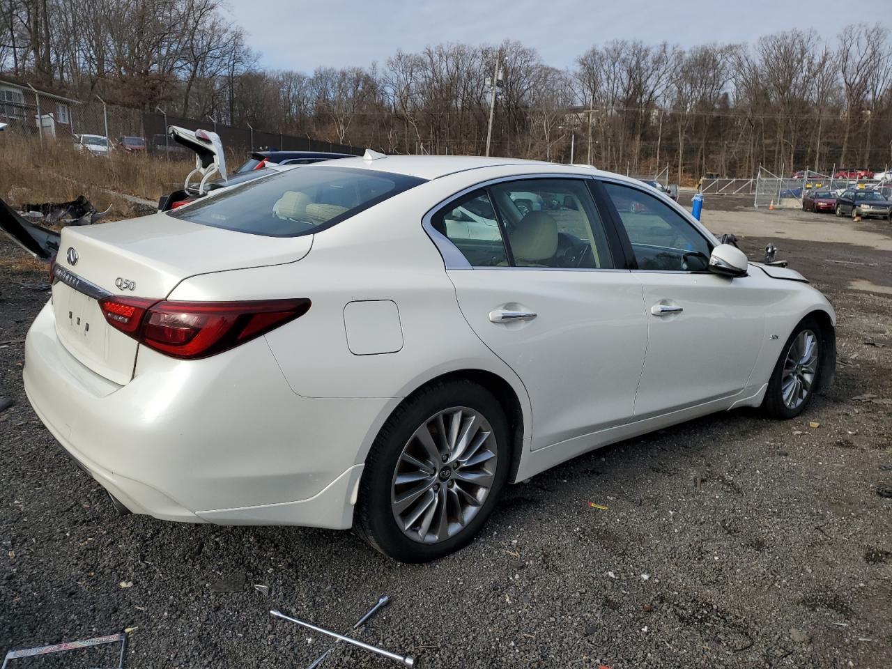 2019 INFINITI Q50 LUXE - Фото 3