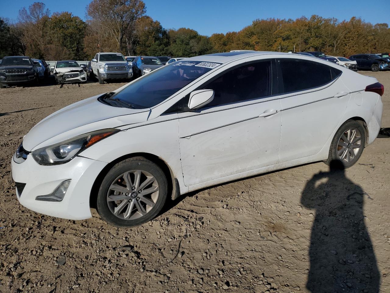 2015 HYUNDAI ELANTRA SE